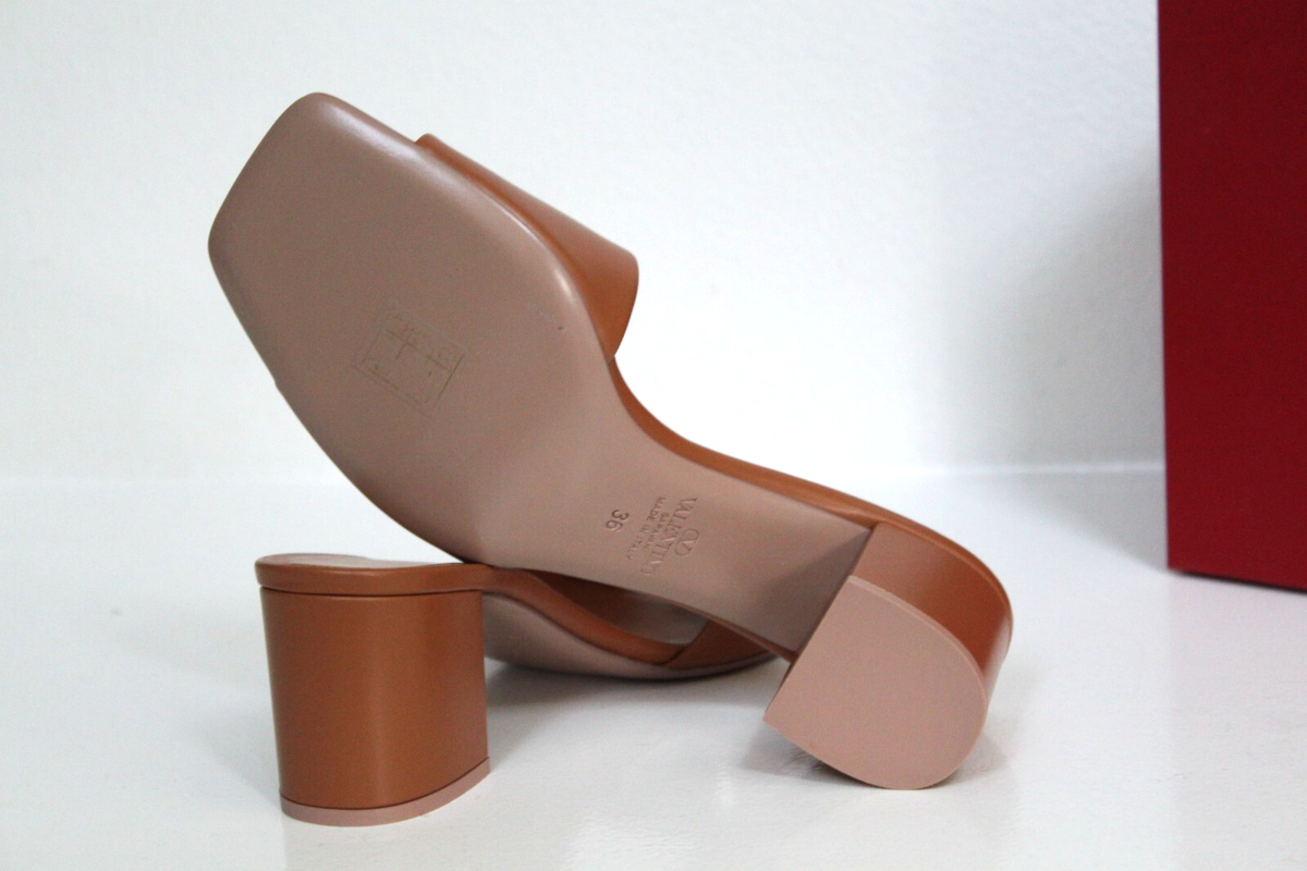 New sz 5.5 / 36 VALENTINO GARAVANI VLOGO Brown Leather Slide Mule