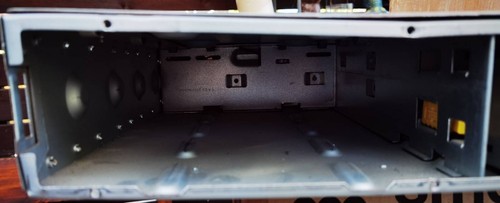 APC 1500VA Rack mounted UPS - No Batteries. - Picture 4 of 4