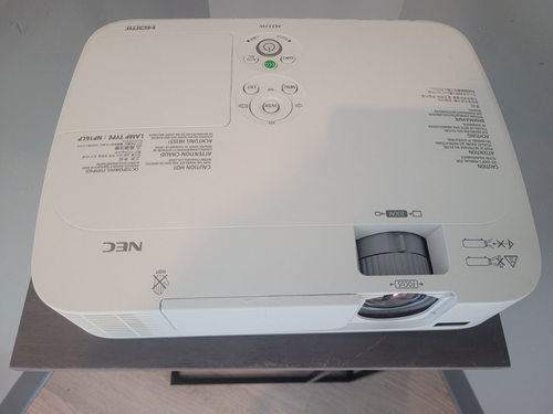 NEC NP-M311W Projector 720p WIDE HD CINEMA - Picture 4 of 5