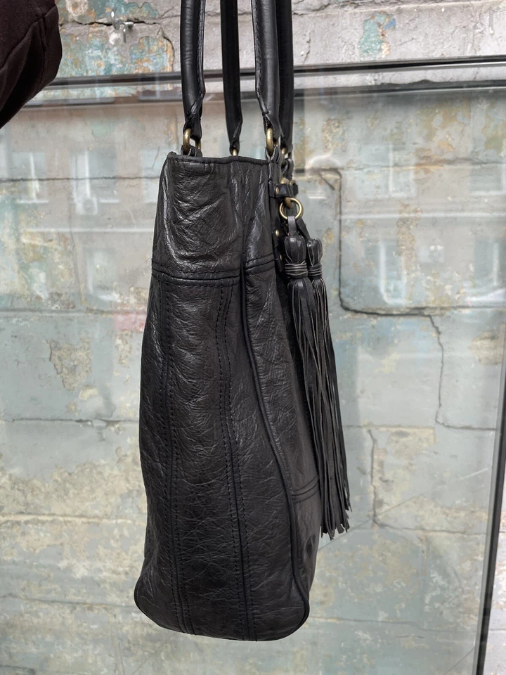 Juicy Couture из натуральной кожи черный молнии наплечная сумка сделано в Китае - Изображение 4 из 4