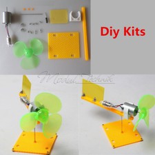 Generatore Micro Turbine Eoliche Piccole Pale Motore DC con Supporto Kit Fai da Te Progetto MT