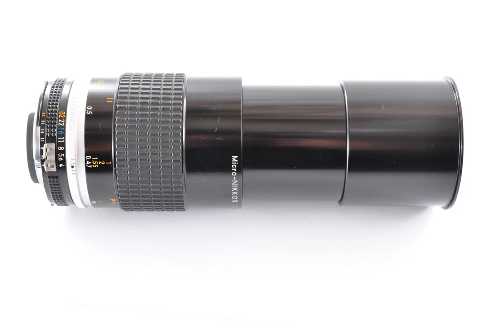 Nikon Ai-S AIS Micro Nikkor 105mm f/4 MF Macro Lens from JAPAN [Near Mint] #1127 - Image 4 of 4