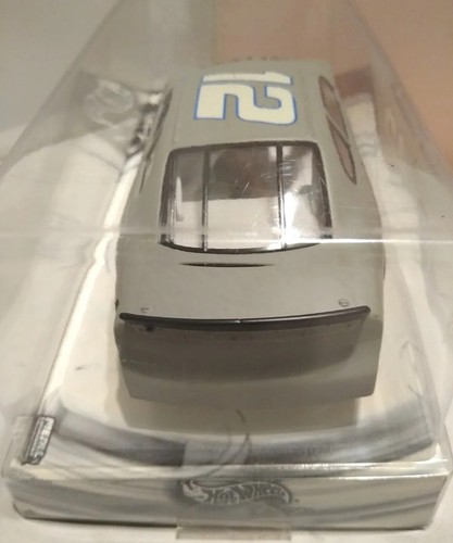 2003 RYAN NEWMAN Alltel Mobil 1 GRAY TEST CAR 1/24 Scale #12A NASCAR Hot Wheels - 第 5/6 張圖片