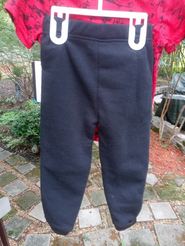 Boy's Sweatpants and Shirt Set 2 Pc. Size 3T Red and Black Graphic "Hustle" NWT - Picture 6 of 6
