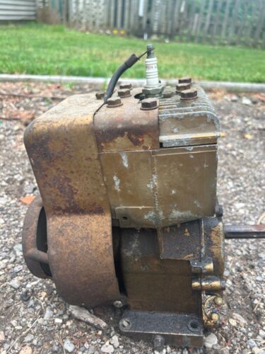 Vintage 1982 Briggs & Stratton 60102 940128 Motor Engine - Picture 3 of 8