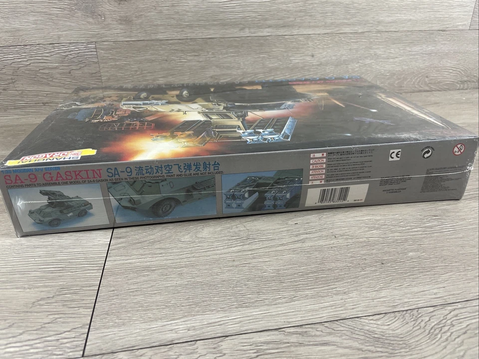 Dragon DML 1/35 Soviet SA-9 Gaskin Amphibious Missile Launcher #3515 Sealed - Image 4 of 4