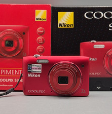 Nikon CoolPix S3500 Red Digital Camera 20,1Mp 7x Zoom TESTED 128GB SD Charger