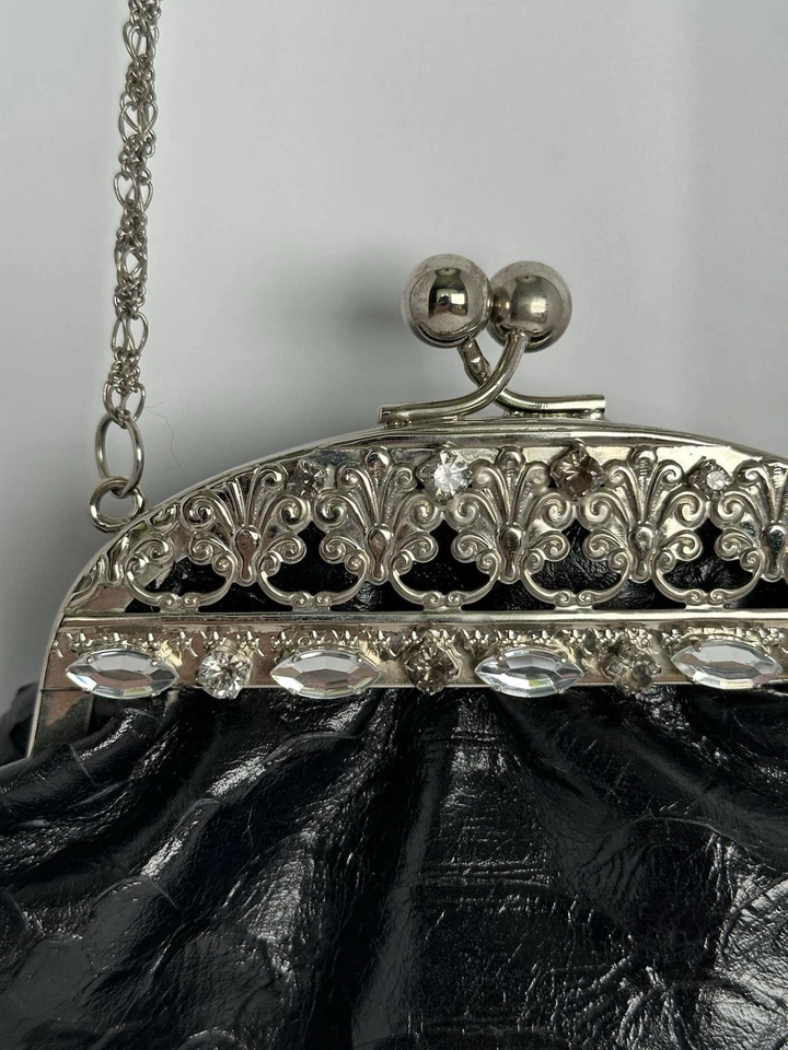 Bolso de fiesta vintage aspecto reptil con cadena plateada - Etiqueta AMA Ana Maria Aguirre Foto 2 de 4