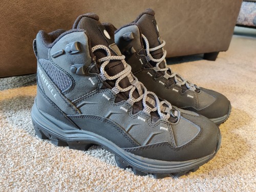 Merrell Thermo Chill Mid Insulated Waterproof Hiking Boots Women's 8 never worn