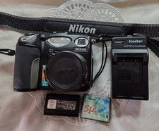 Nikon Coolpix 5000 Digital Camera