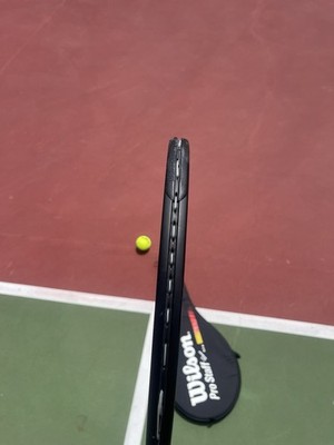 Wilson Pro Staff Classic 6.1 si Tennis Racquet 95 In.² 16x18