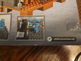 Lego Minecraft The End Portal 21124 (559 pieces) (Brand New Sealed Box) RETIRED