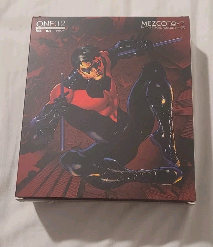 Mezco One:12 Collective Nightwing New 52 Edition SDCC 2025