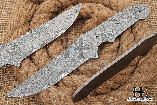 HUNTEX Custom Hand-Forged Damascus Steel 230 mm Long Full-Tang Blank Blade Knife HUNTEX Custom Hand-Forged Damascus Steel 230 mm Long Full-Tang Blank Blade Knife