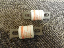 (2) GOULD SHAWMUT A25X600 FUSE 600A A AMPS 250V VOLTS LOT OF 2 NEW