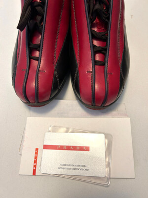 VINTAGE (NIB) RED PRADA PS1507 MEN'S US 8 / UNISEX BLACK RED