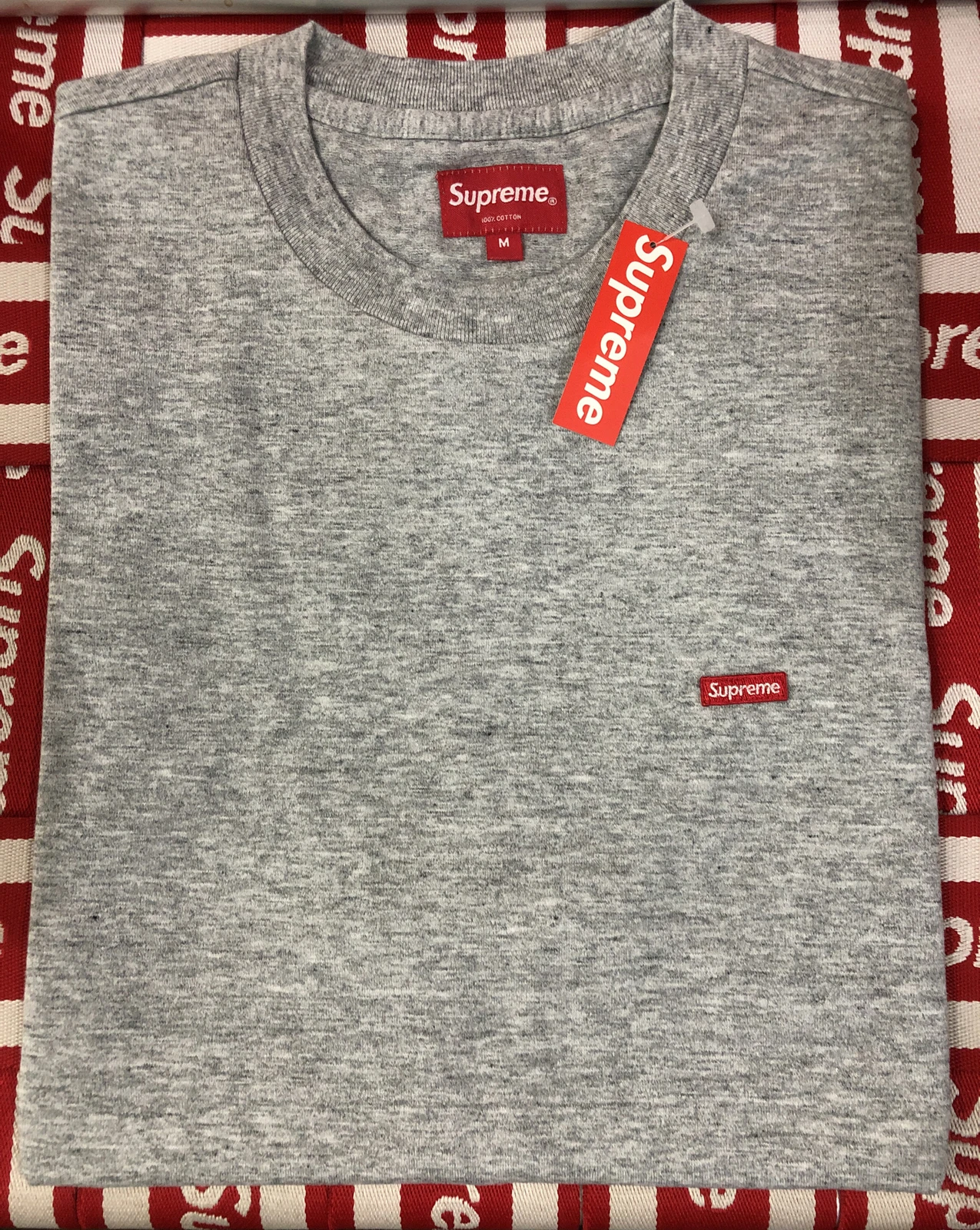 T shirt Supreme Small Box ! SS18 ! Gris bruyère ! Moyen ! 100 % authentique ! Très rare ! Neuf avec étiquette !