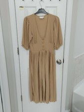 ASOS Design Womens Sz 4 Biege Maxi Pleated Dress Long Slv Polyester 
