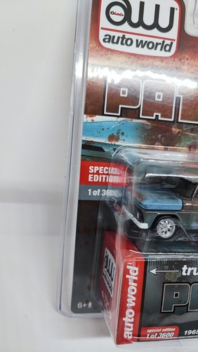 Modellauto Diecast 1:64 autoworld Chevrolet Chevy suburban Van Patina series - Bild 2 von 2
