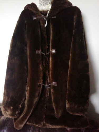 VINTAGE JEAN LOUIS DE PARIS HOODED FAUX 