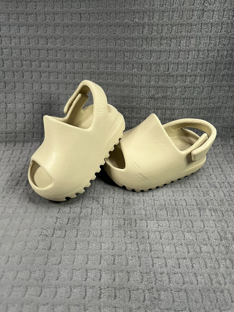 adidas YEEZY SLIDE in Bone & Resin Release