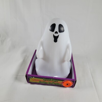 Fun World 6 Inch Flaming Halloween Ghost Light