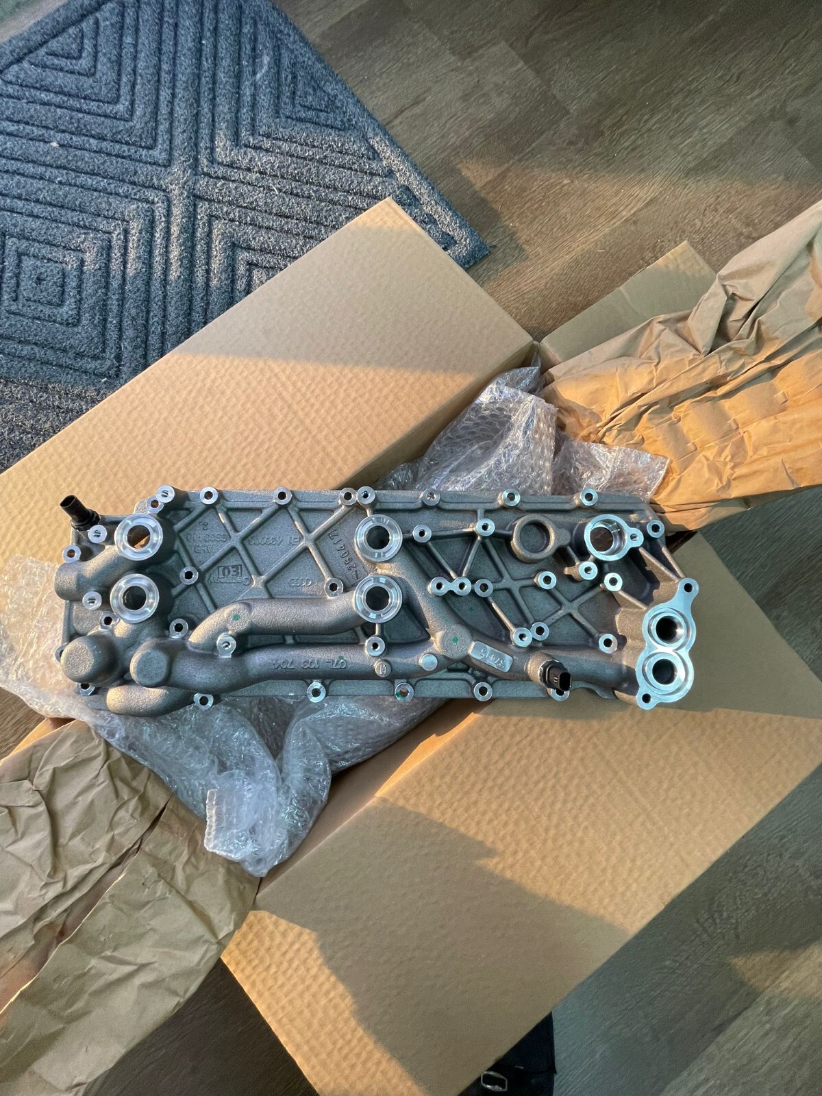 Lamborghini Cover OEM 07L103704H