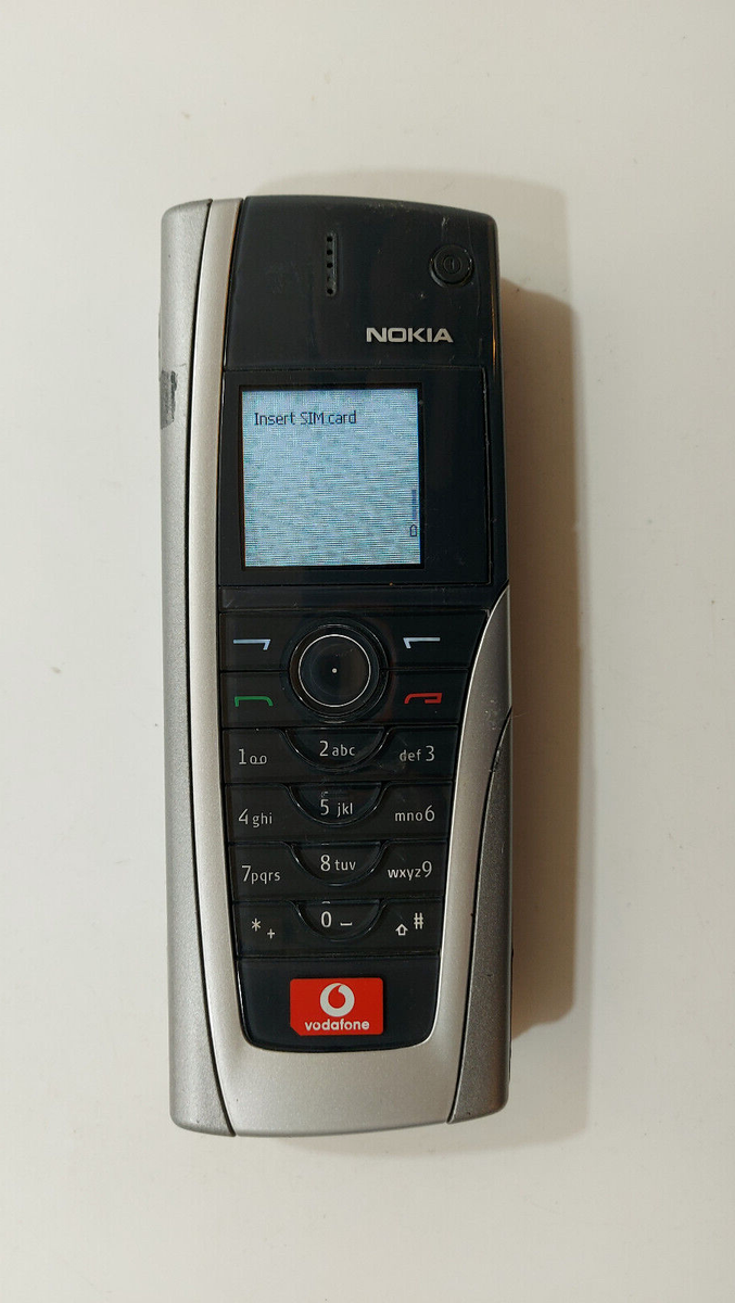 3682.Nokia 9500 Cell Phone - Vintage - For Collectors - Unlocked