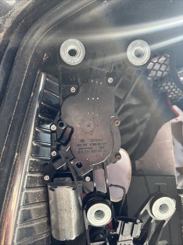 Mercedes-Benz S211 E-Klasse Heckwischer Motor Heckscheibenwischer 2118200342