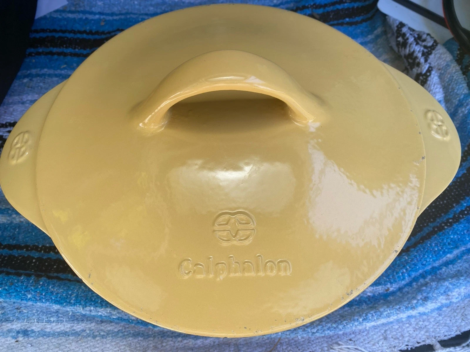 Calphalon 5 Qt Cast Iron Enamel Dutch Oven in Yellow With Self Basting Lid