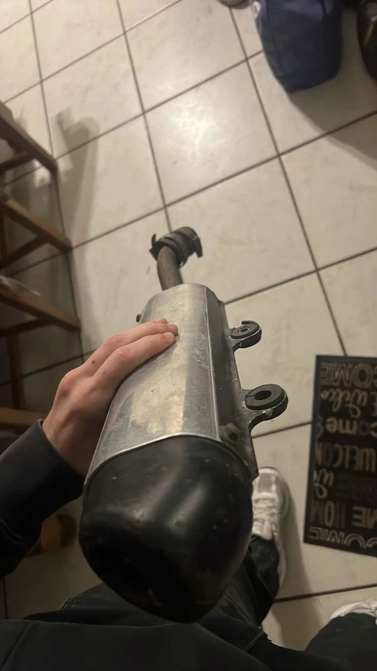 Pot D’échappement 250 kawasaki 2t - Photo 2/4