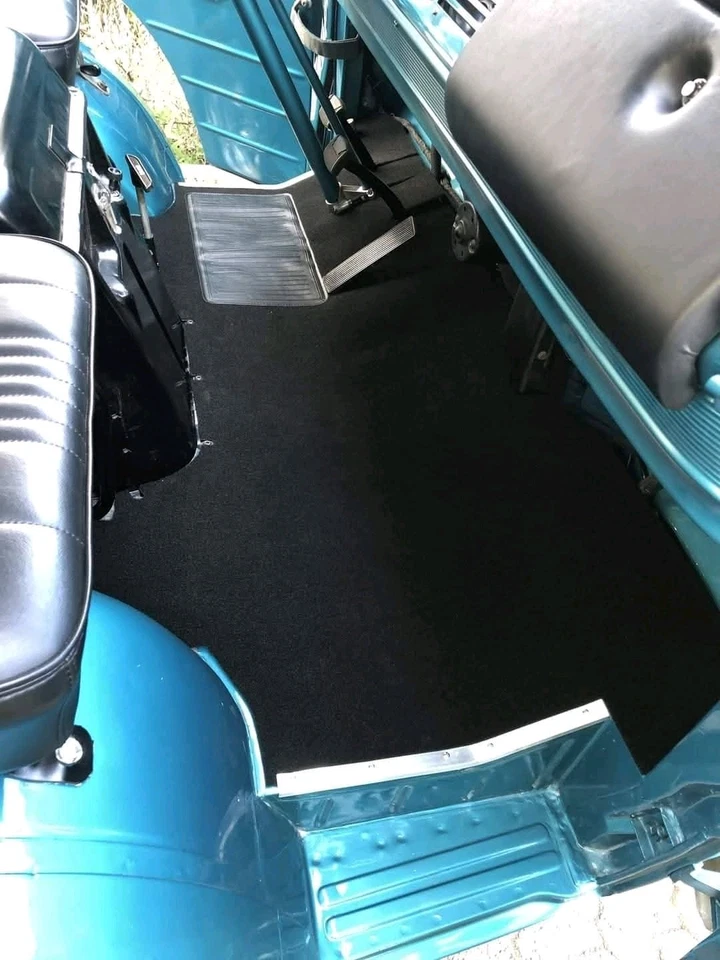 Alfombra delantera para furgonetas y camionetas Ford Econoline y Falcon 1961-1967 Foto 2 de 3