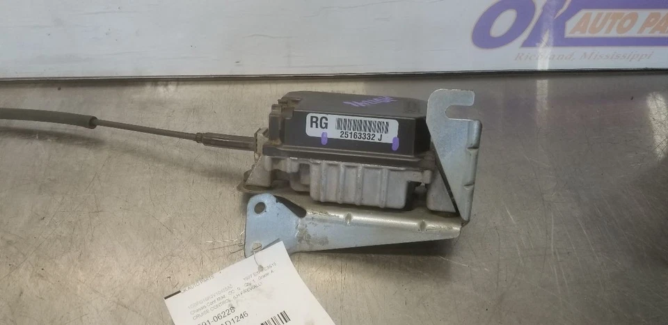 Servo control crucero Chevy Express 1500 97 5,7 L 25163332 Foto 3 de 4