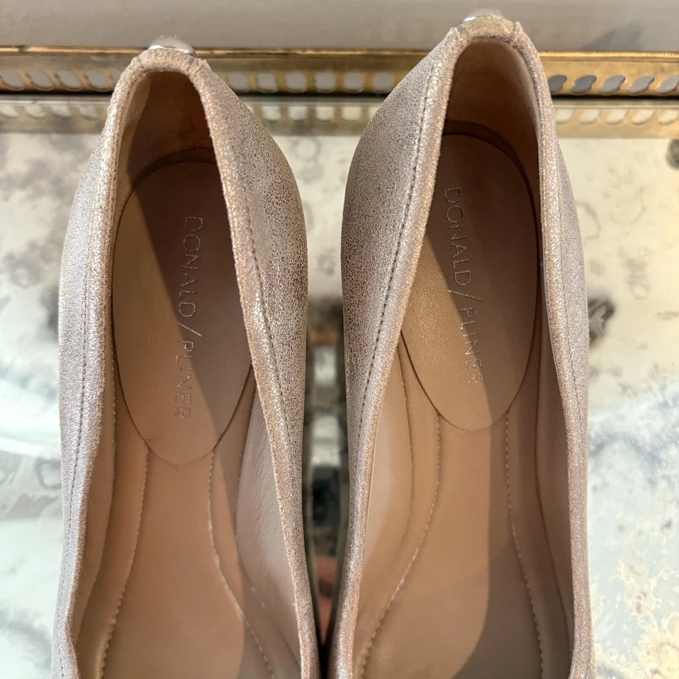 Zapatos de salón Donald J Pliner para mujer talla 7,5 brillantes champán tacón bloque sin cordones Foto 3 de 4
