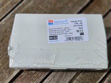 Caja de montaje en superficie para MCB y una caja de conectores