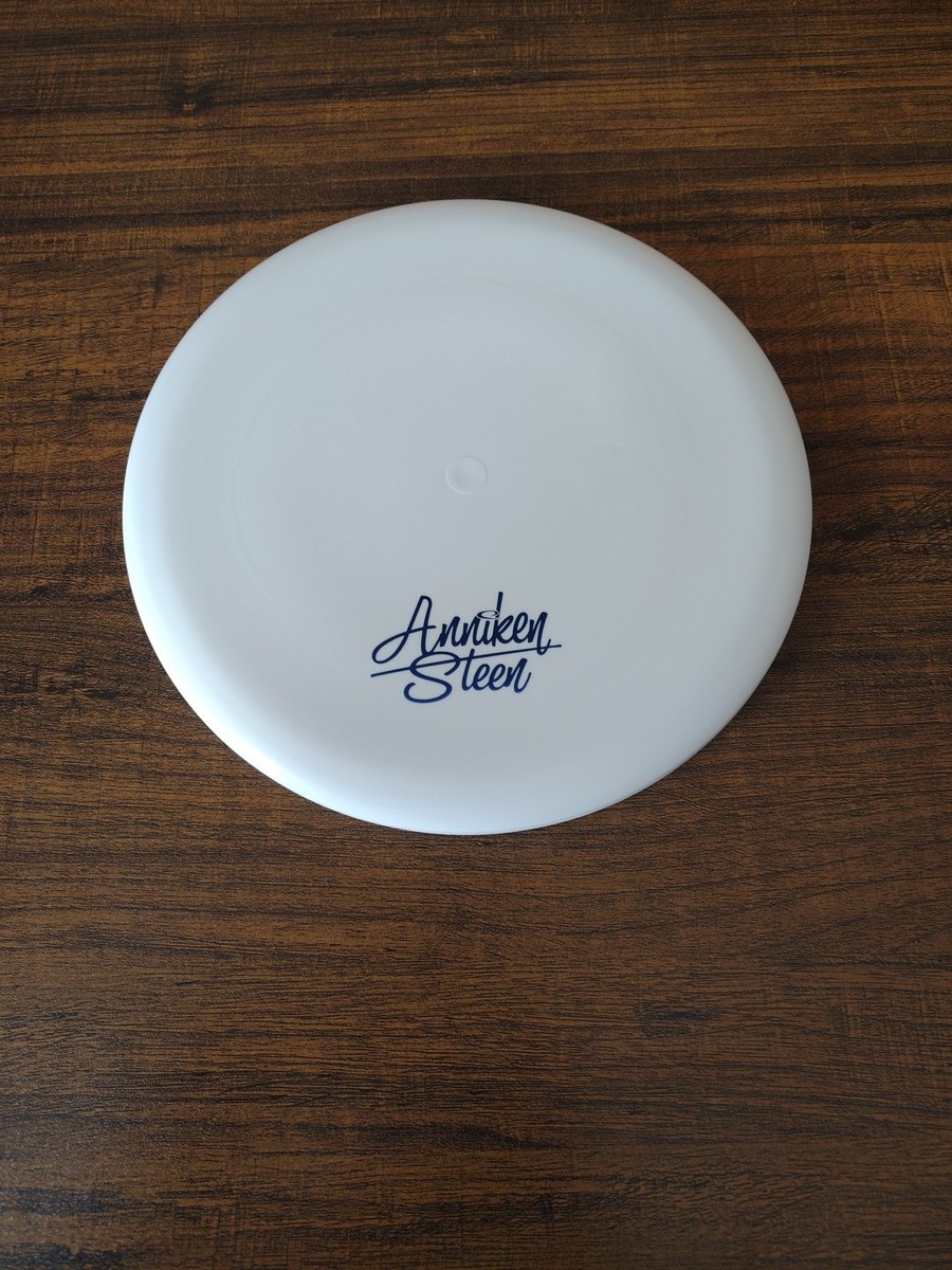Latitude 64 Zero Medium Pure Anniken Steen Limited First Edition
