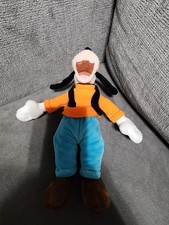 Disney Store Goofy Plush Figure Stuffed Animal