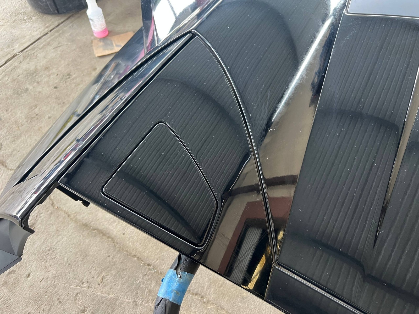 2018 Lamborghini Huracan Spyder Rear Engine Top Cover 9000111291