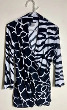 Venus Womens Long Sleeve MED V Neck Flattering, Animal Print FREE SHIPPING