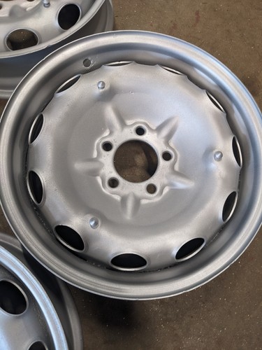 Alfa Romeo 102 Touring 2000 original steel wheels Fits 2600 1900 106 400x165 - Bild 3 von 10