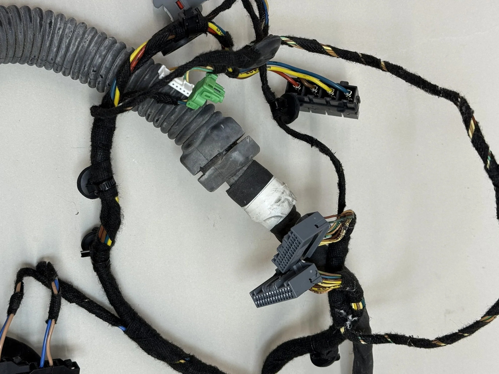 McLaren 570S 2016-2021 Right Door wiring harness P/N 13M1084CP