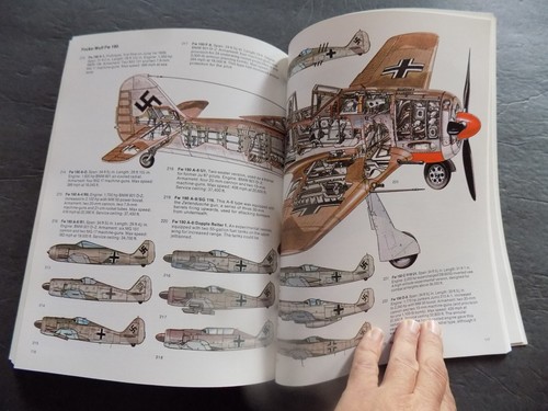 FIGHTER : A history of fighter aircraft , NEW - Picture 5 of 13