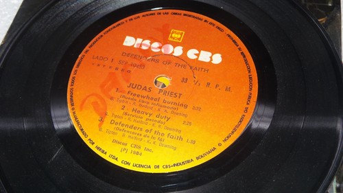 JUDAS PRIEST - 7" "DEFENDERS OF THE FAITH" EDICION BOLIVIA !!! - Foto 4 di 6