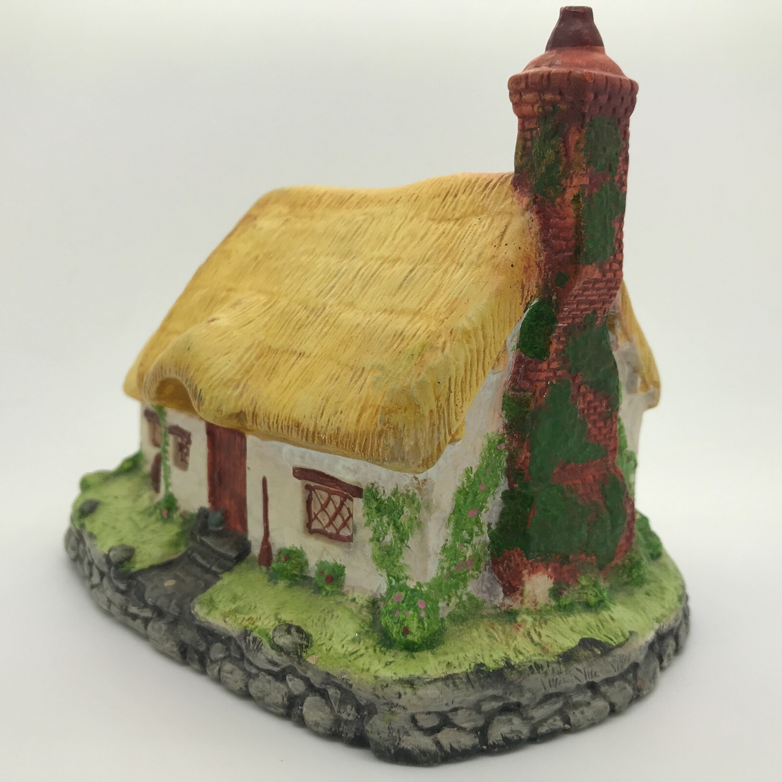 Byron Molds• ceramic ‘Tenants Cottage’, Village Country Farm House diorama •1986