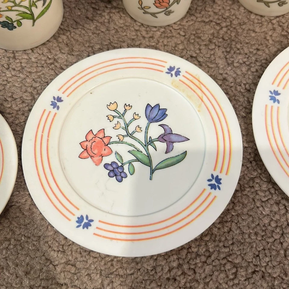 Juego de vajilla de juego vintage Foto 2 de 4