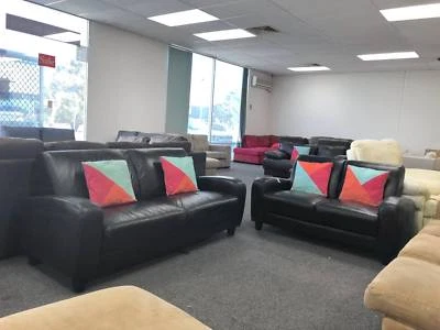 Today Delivery Genuine Leather 3x2 Sofas Set Clearance Now Today Delivery Genuine Leather 3x2 Sofas Set Clearance Now