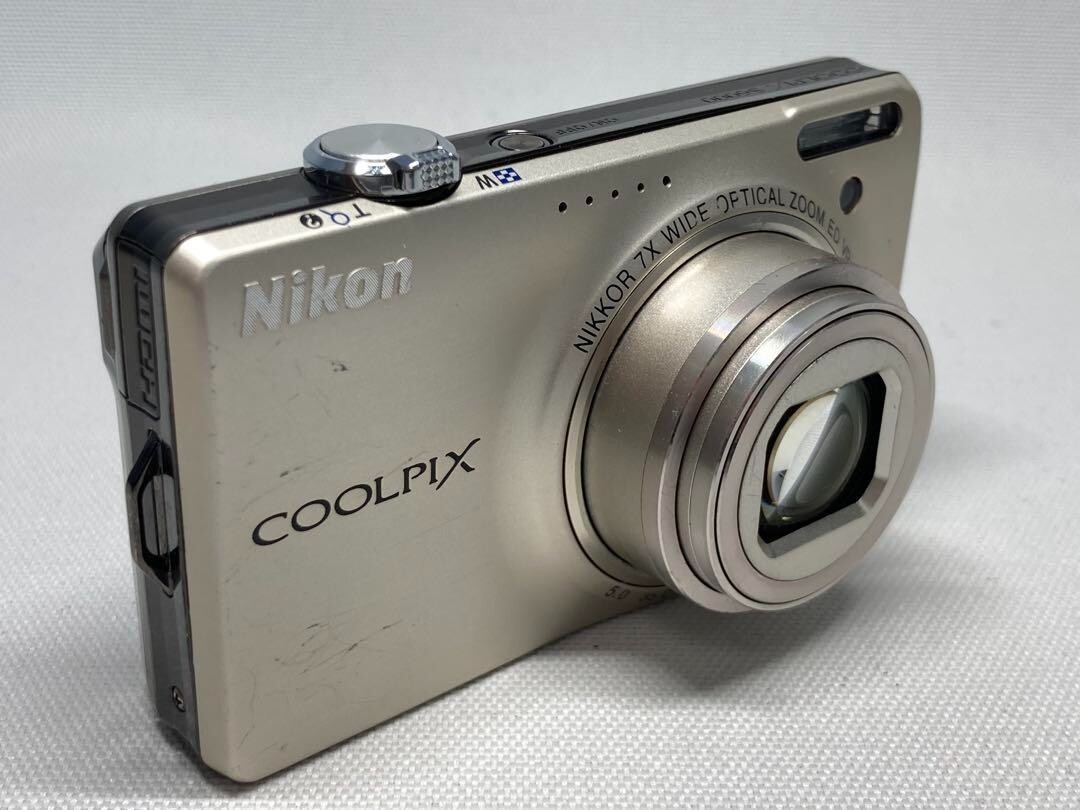 Nikon COOLPIX S6000 シルバー Amazon.com : Nikon Coolpix S6000 14.2 MP Digital Camera with