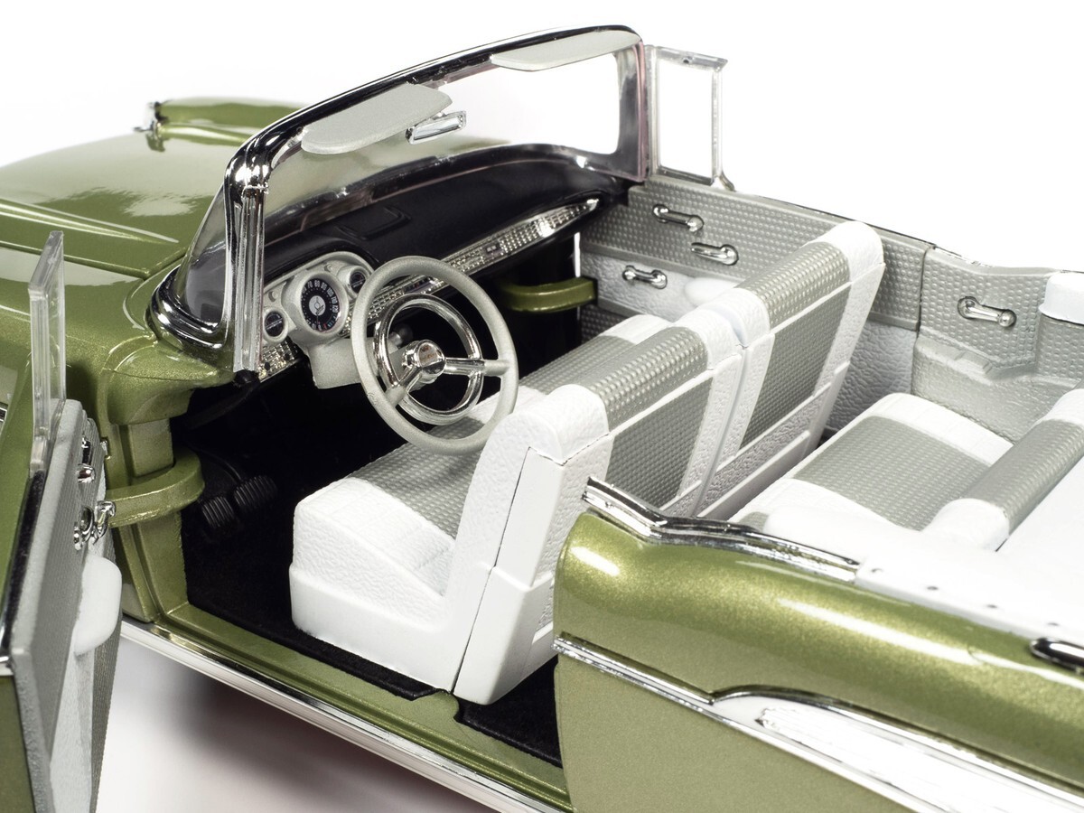 AUTOWORLD 1957 CHEVROLET BEL AIR CONVERTIBLE 1/18 DIECAST LAUREL