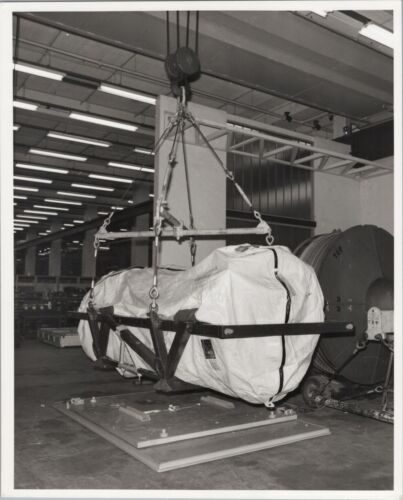 CONCORDE OLYMPUS ENGINE ORIGINAL VINTAGE BRITISH AIRWAYS AIRLINE PHOTO BA 763501 - Picture 1 of 2