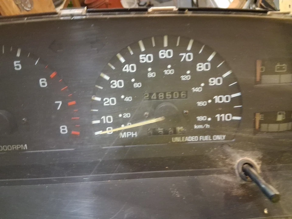 1989-1995? Panel de instrumentos para camioneta Toyota sin probar Foto 3 de 4